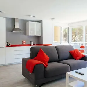 apartamento-de-lujo-en-la-playa-gava.top-hotels-tarragona.com/